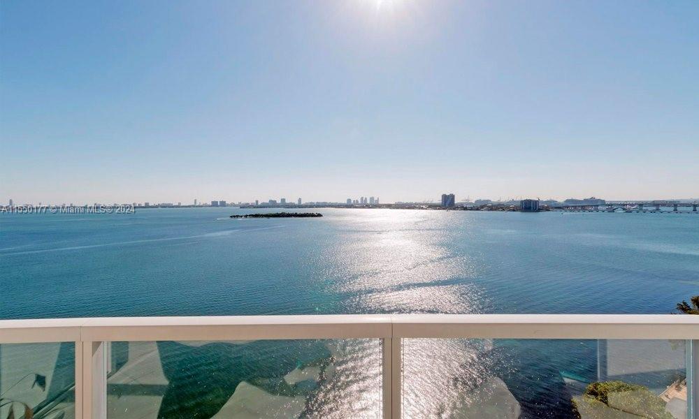 665 Northeast 25th St Unit 801  