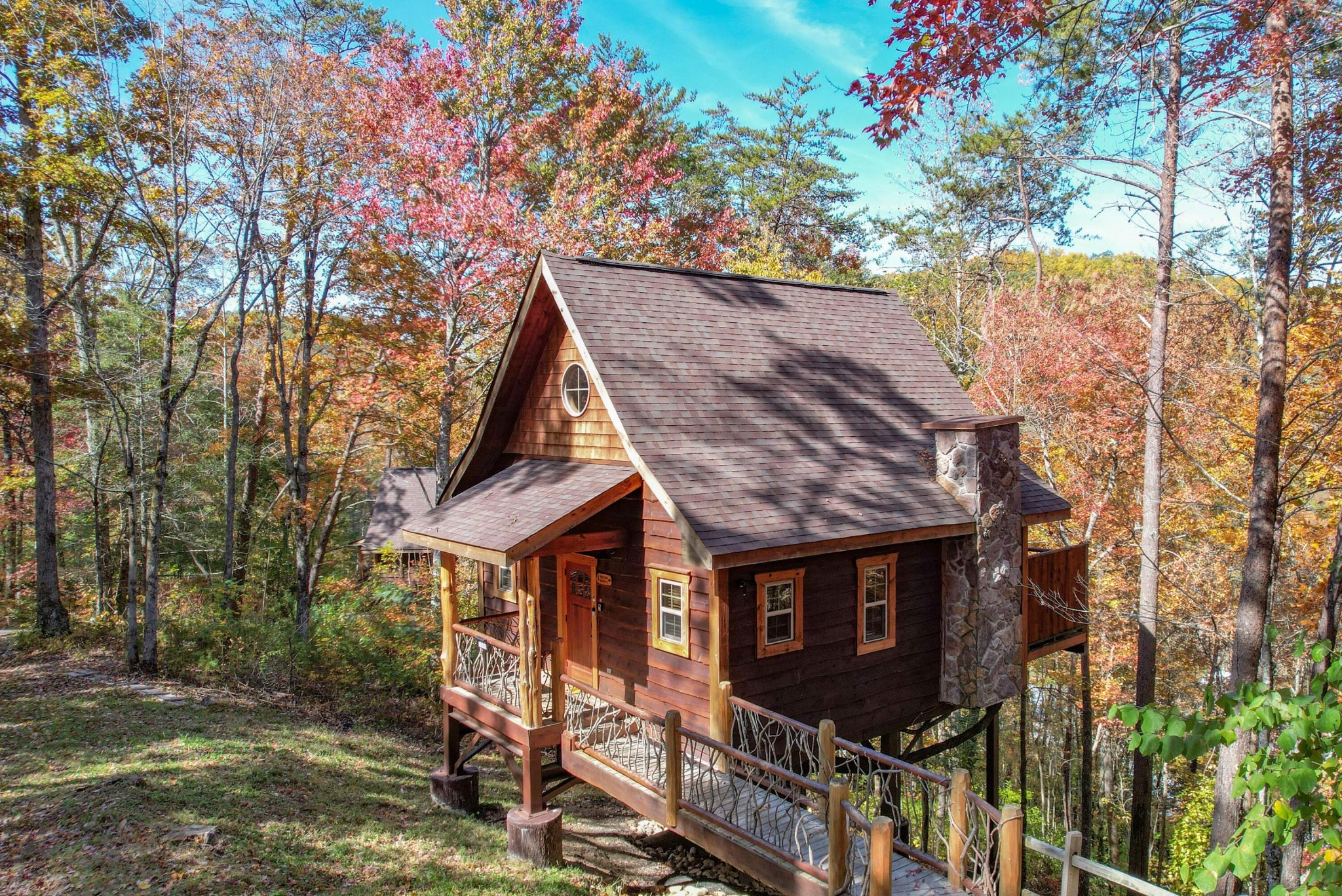 1948 Kinfolks Ridge Way Sevierville, TN 37876 - Photo 2 of 24 Gallery Image 2