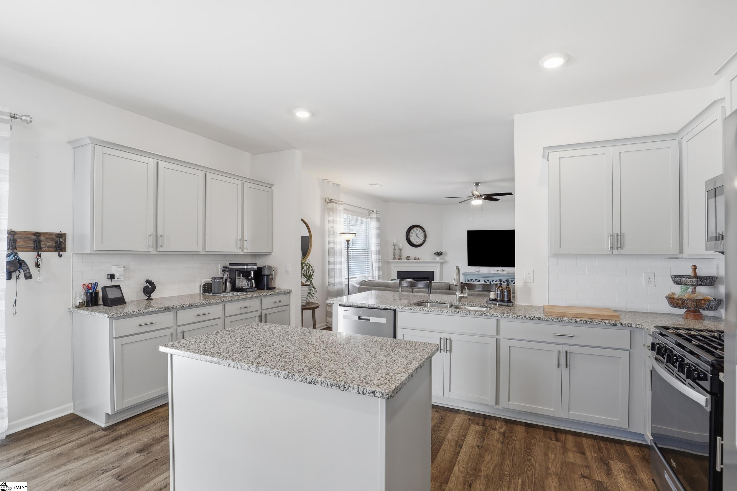 47 Oak Edge Lane Greer, SC 29651 - Photo 13 of 50