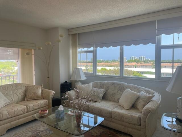 250 Northeast 20th Street, Unit 520 Boca Raton, FL 33431 - Photo 6 of 22 IMG_6094