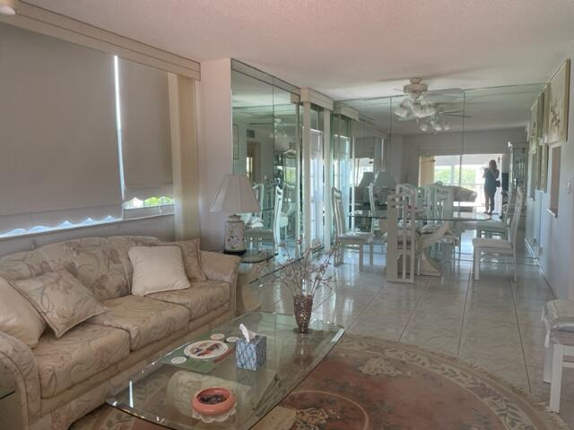 250 Northeast 20th Street, Unit 520 Boca Raton, FL 33431 - Photo 8 of 22 IMG_6066