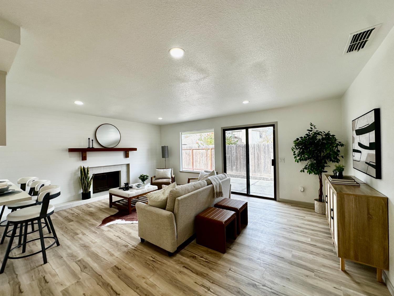 1905 Shell Court Modesto, CA 95356 - Photo 13 of 32