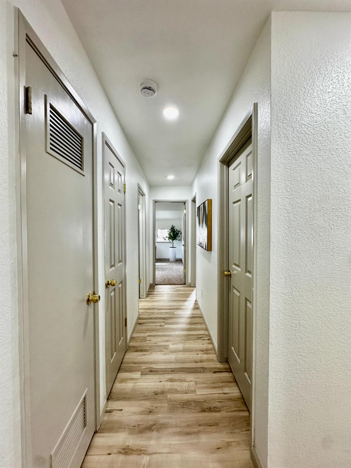 1905 Shell Court Modesto, CA 95356 - Photo 18 of 32