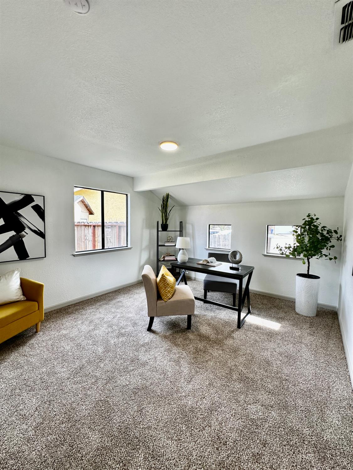 1905 Shell Court Modesto, CA 95356 - Photo 22 of 32