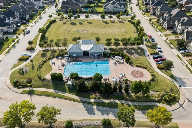 $399,900 | 1616 Downing Drive, Aubrey, TX 76227