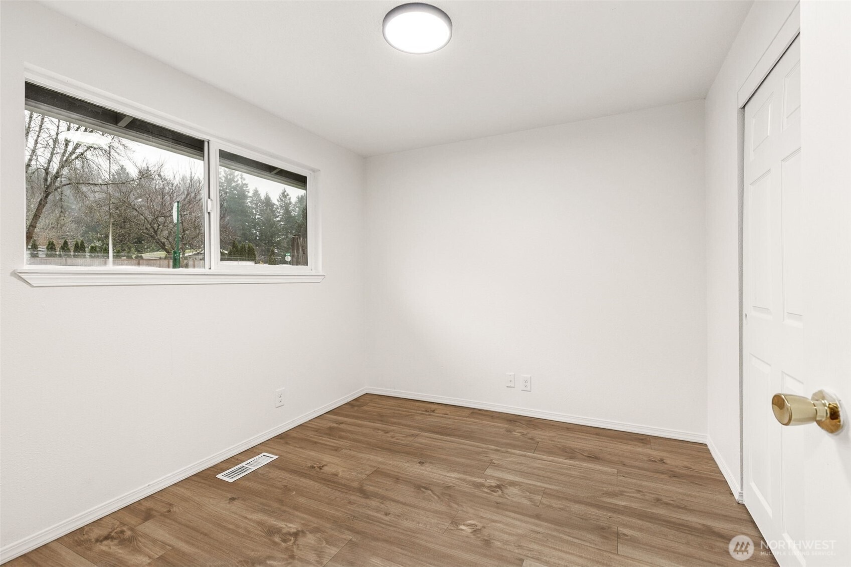 4425-4435 Ruddell Road Southeast Lacey, WA 98503 - Photo 11 of 24 Gallery Image 11