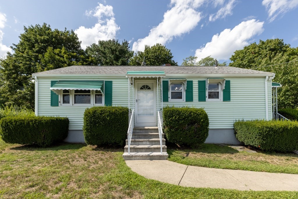 31 Anna Road Woburn, MA 01801 - Photo 7 of 37 Gallery Image 7