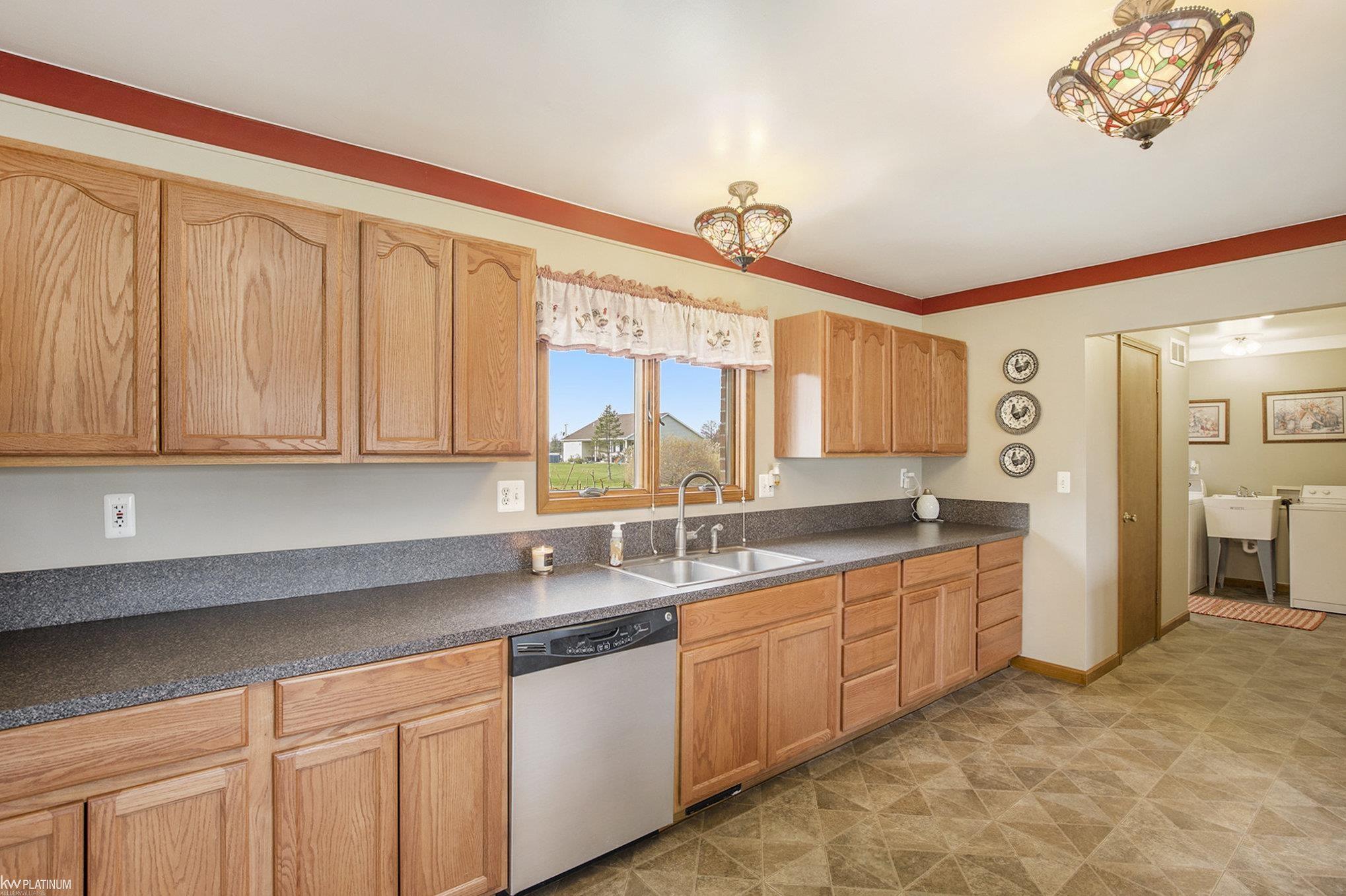 471 Braidwood Road Memphis, MI 48041 - Photo 18 of 41 50161553-c4fb5d29-e6ec-4a3e-8a0e-3fabffdc3d2b.JPG