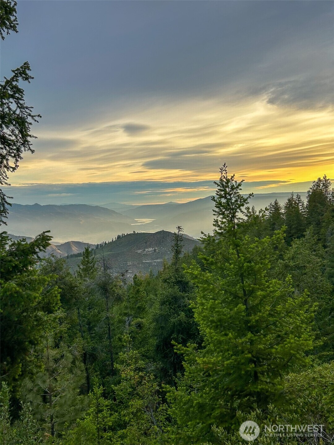 3050 East Stiss Canyon Road Wenatchee, WA 98801 - Photo 23 of 27 a view of an ocean from a yard