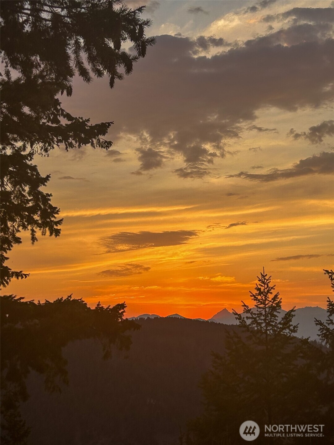 3050 East Stiss Canyon Road Wenatchee, WA 98801 - Photo 25 of 27 a view of an ocean and beach