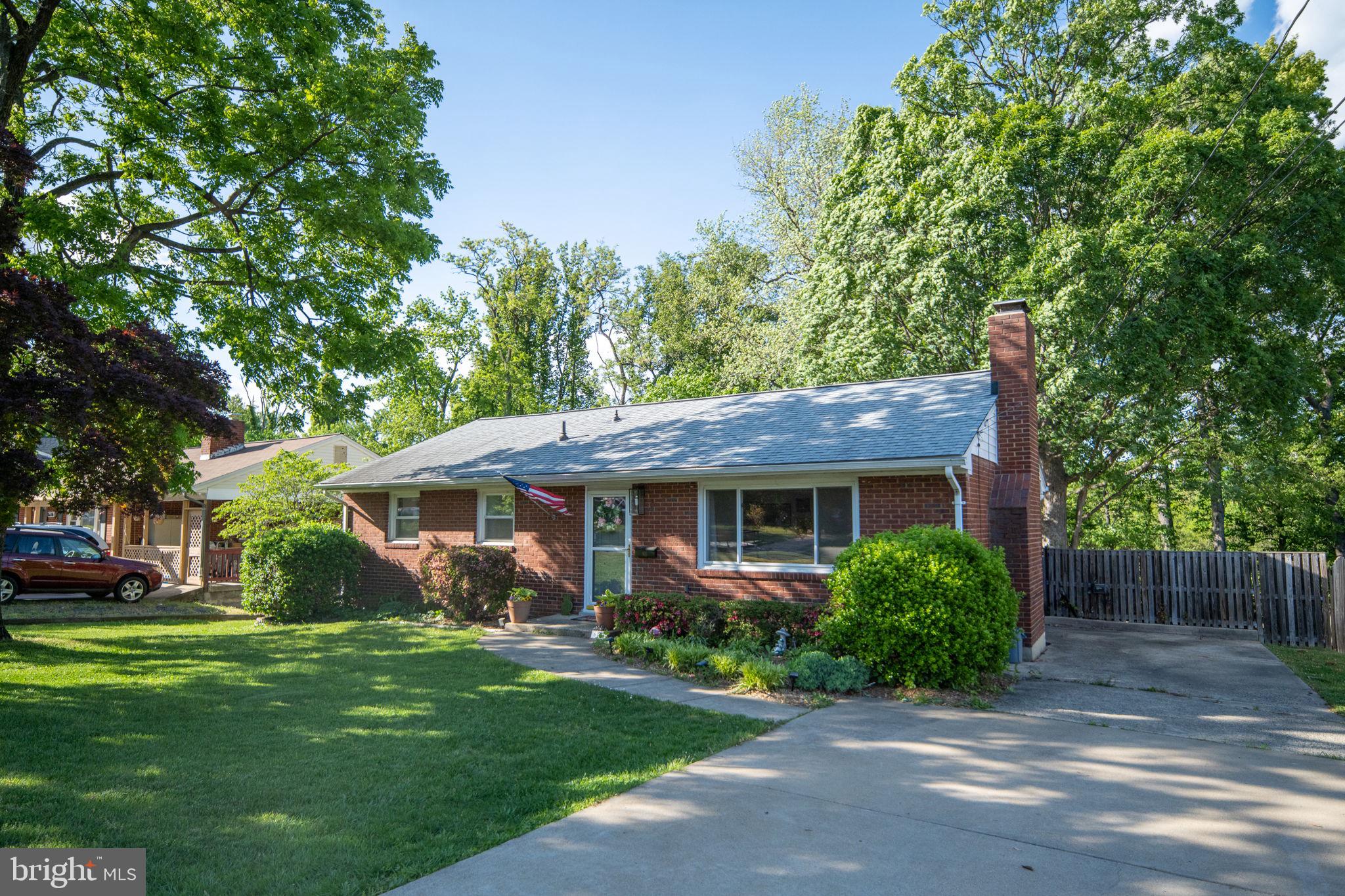 6714 Ruskin Street Springfield, VA 22150 - Photo 4 of 63