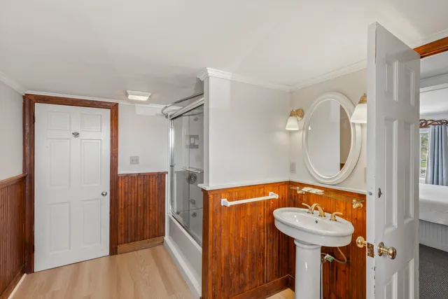 $1,695,000 | 15 Main Street, Vinalhaven, ME 04863