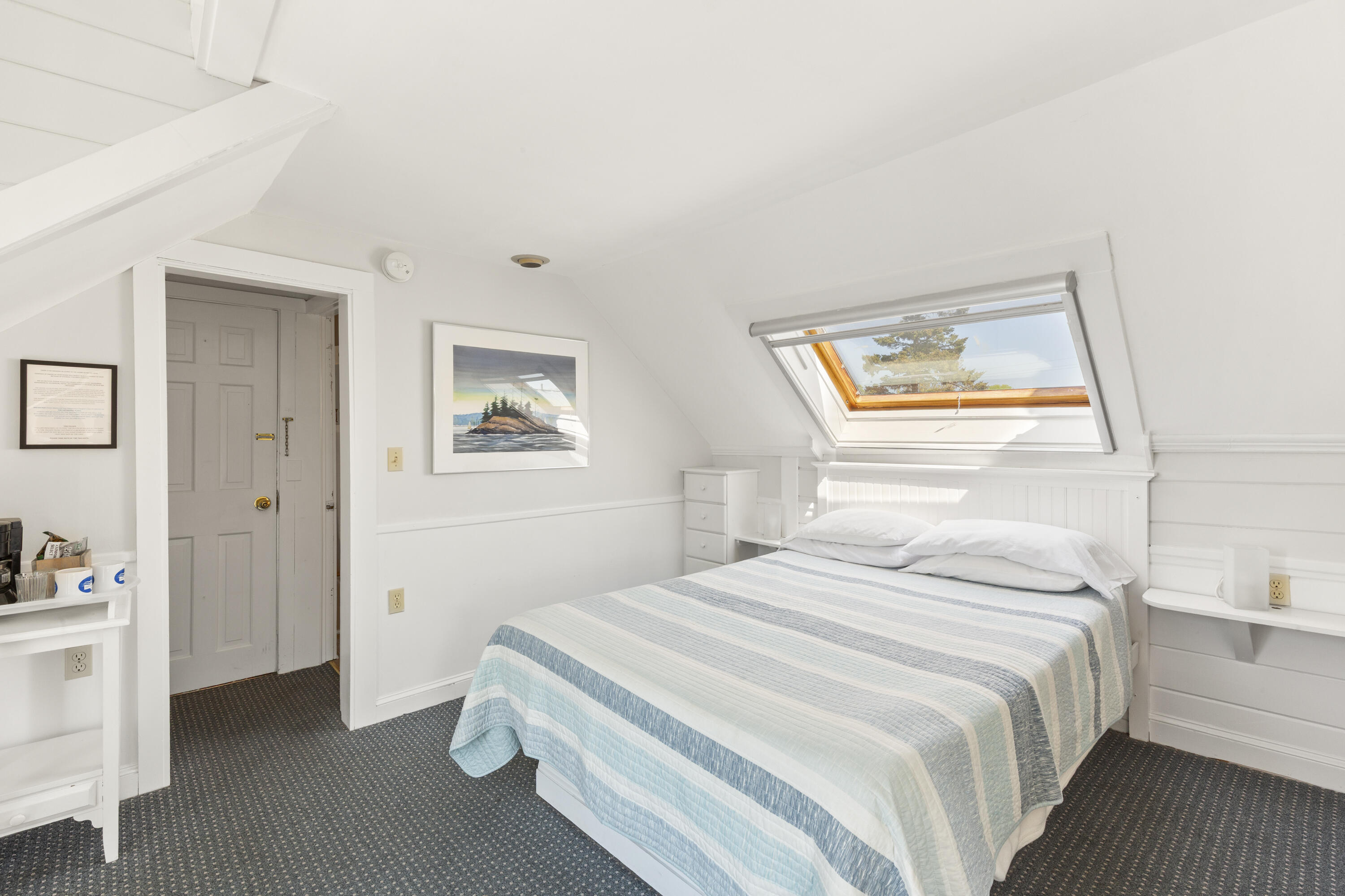 15 Main Street Vinalhaven, ME 04863 - Photo 18 of 43 33-TheTidewater-Vinalhaven-KS