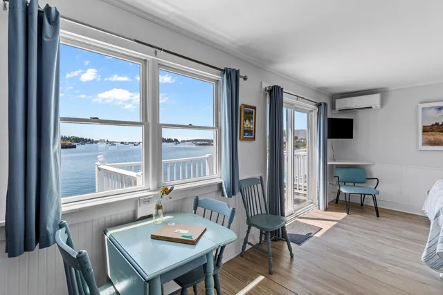 $1,695,000 | 15 Main Street, Vinalhaven, ME 04863