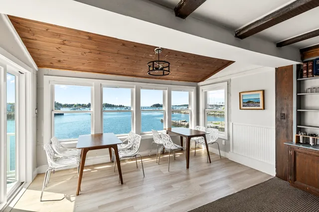 $1,695,000 | 15 Main Street, Vinalhaven, ME 04863