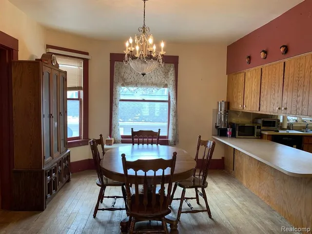 $2,200 | 116 West McKay Street, Unit 2, Saline, MI 48176