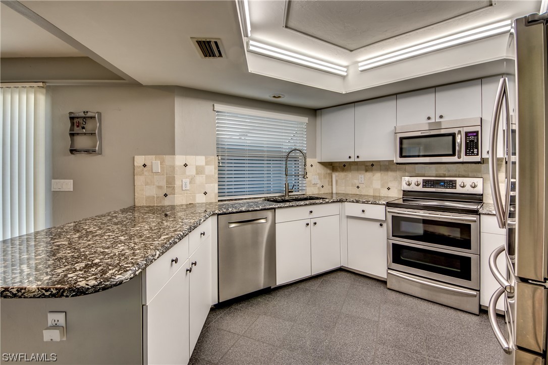 7200 Pineland Road Bokeelia, FL 33922 - Photo 14 of 46 Gallery Image 14