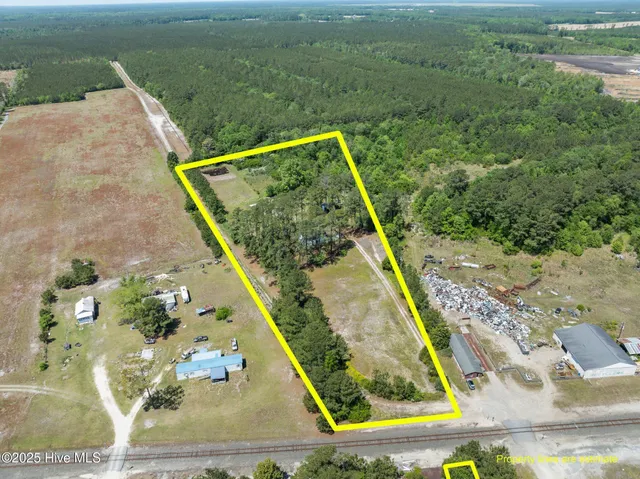 $249,900 | 9952 Highway 17, Vanceboro, NC 28586