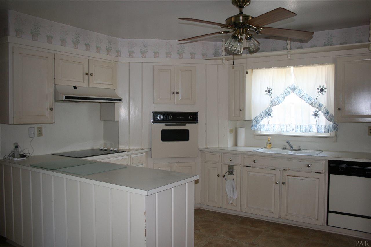 3611 Maule Road Pensacola, FL 32503 - Photo 7 of 21 Gallery Image 7