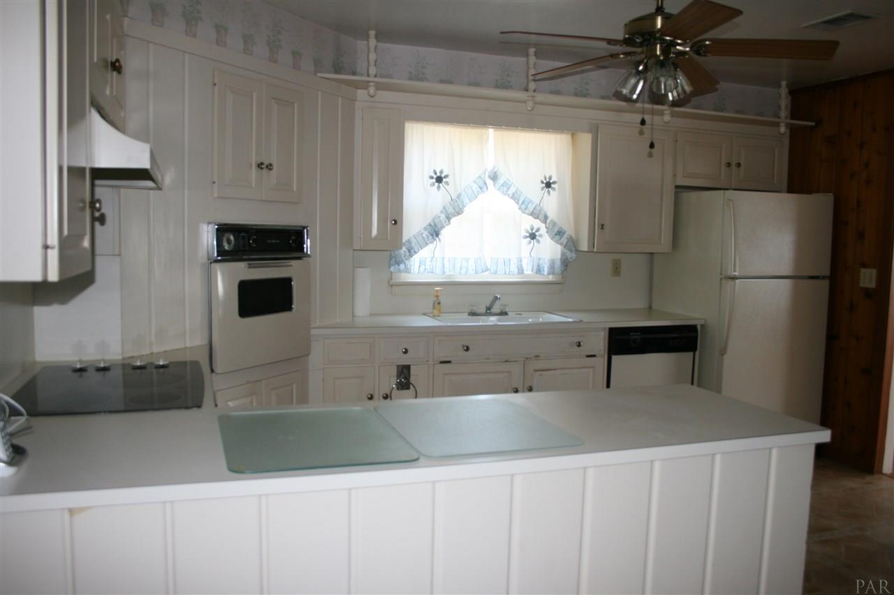 3611 Maule Road Pensacola, FL 32503 - Photo 8 of 21 Gallery Image 8