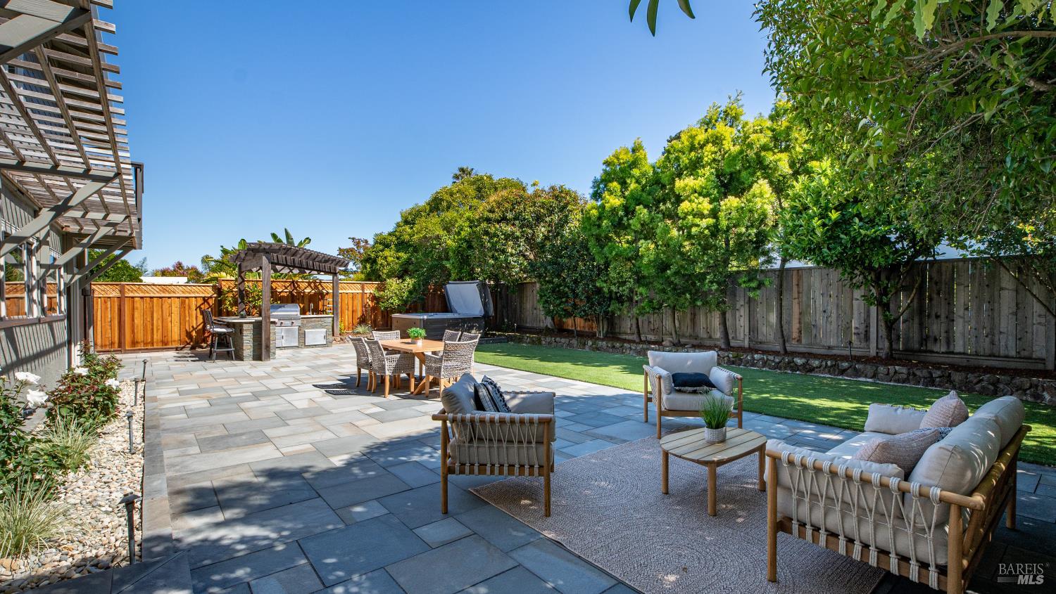 98 Surfwood Circle San Rafael, CA 94901 - Photo 30 of 65