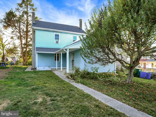 $245,000 | 497 State Street, Enola, PA 17025