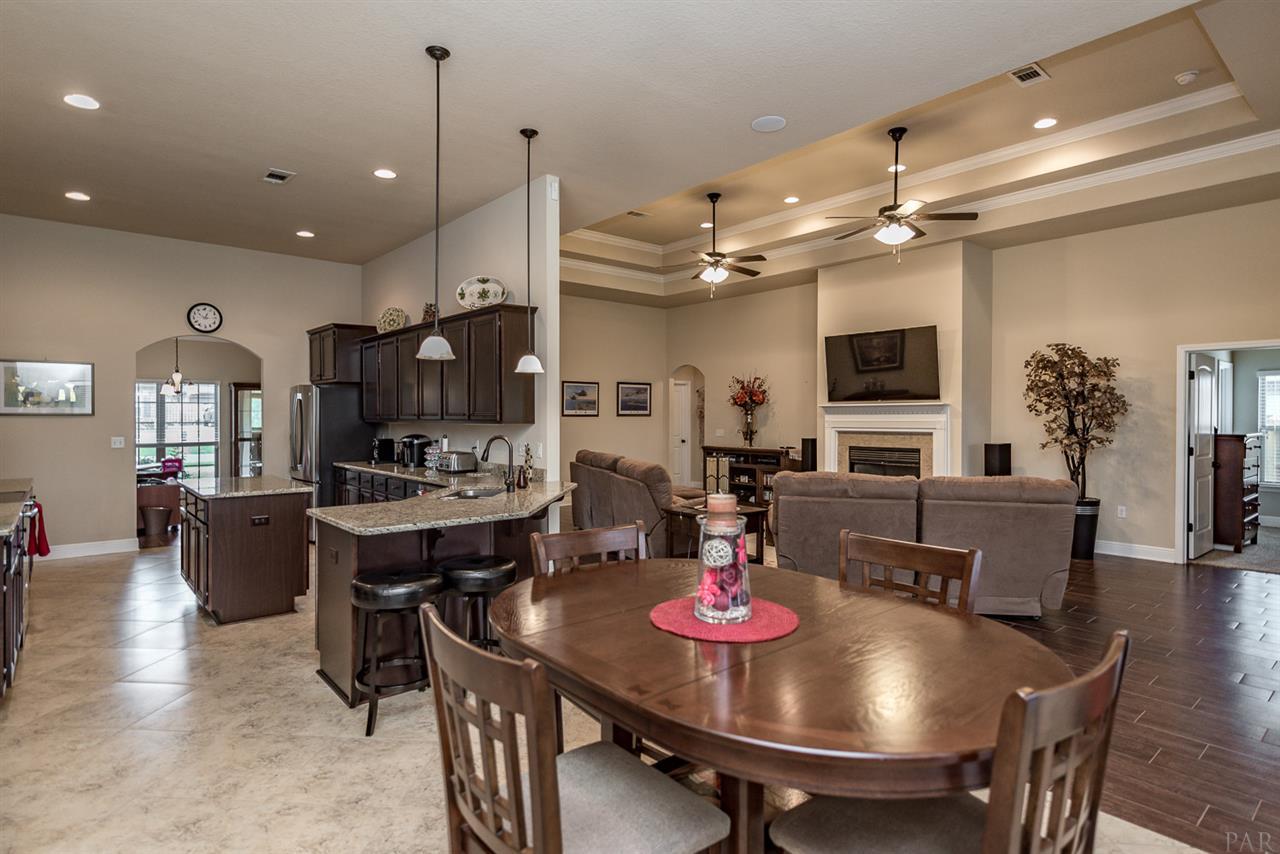 2745 Tulip Hill Road Pace, FL 32571 - Photo 10 of 42 Gallery Image 10