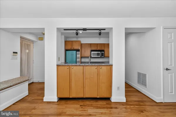 $479,000 | 2801 Connecticut Avenue Northwest, Unit 15, Washington, DC 20008