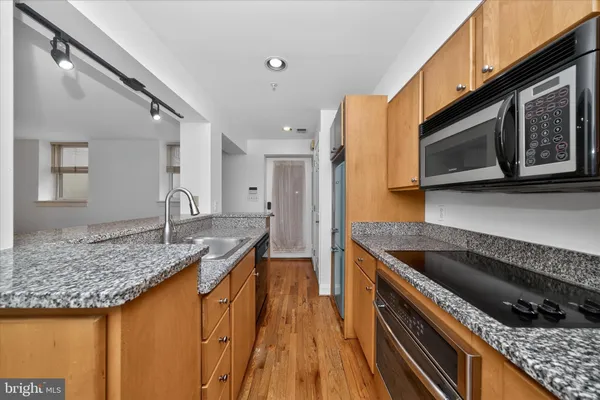 $479,000 | 2801 Connecticut Avenue Northwest, Unit 15, Washington, DC 20008