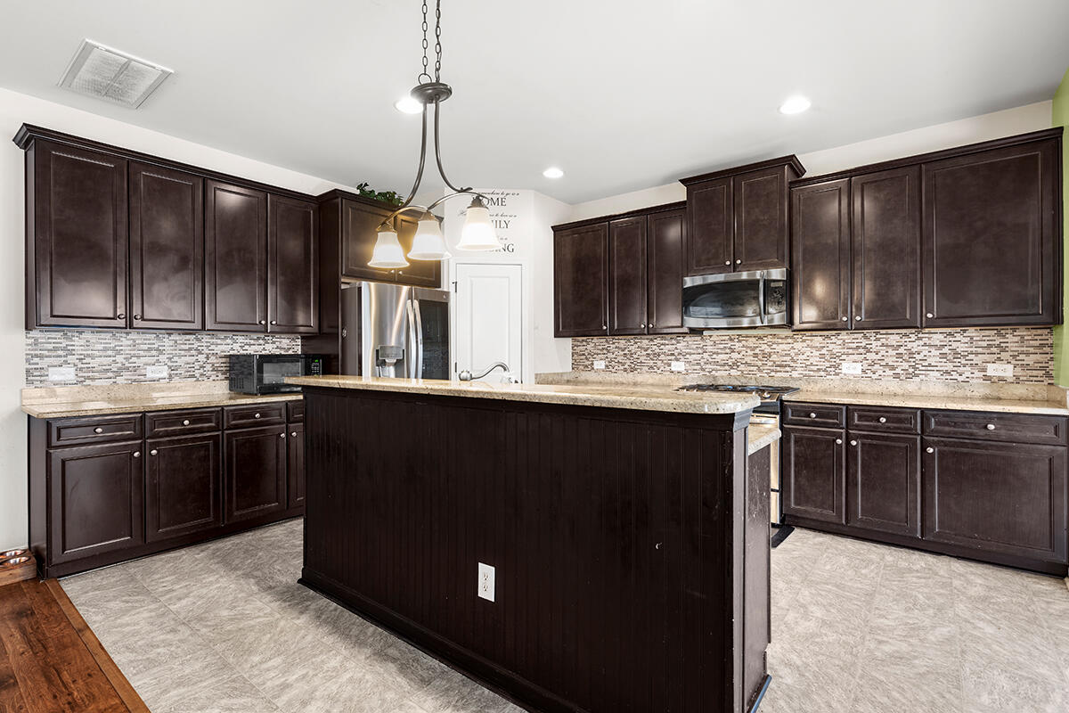 9717 Wellborn Boulevard Ladson, SC 29456 - Photo 17 of 35 P