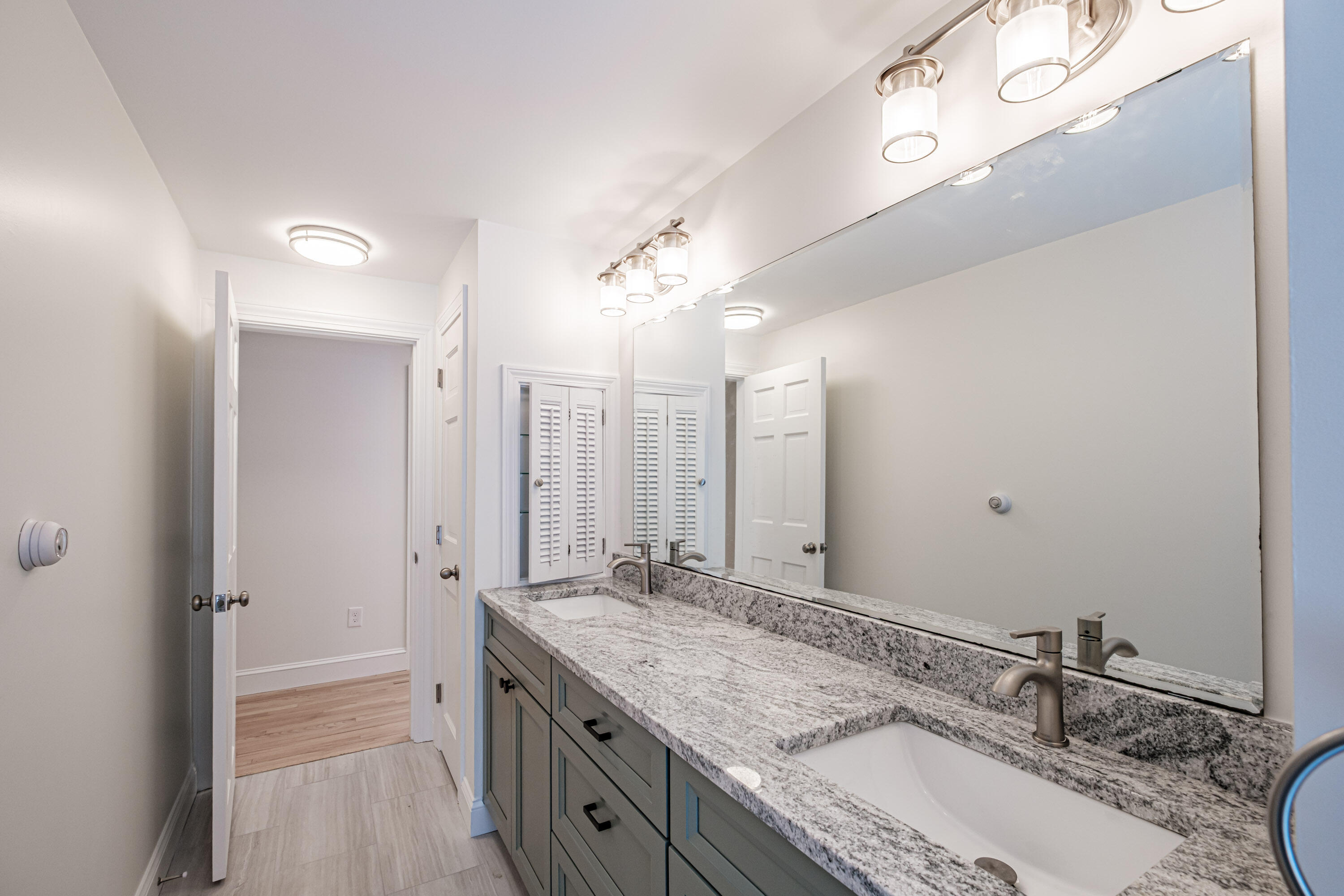 4 Sylvan Road Scarborough, ME 04074 - Photo 27 of 46 20260209gp-61047