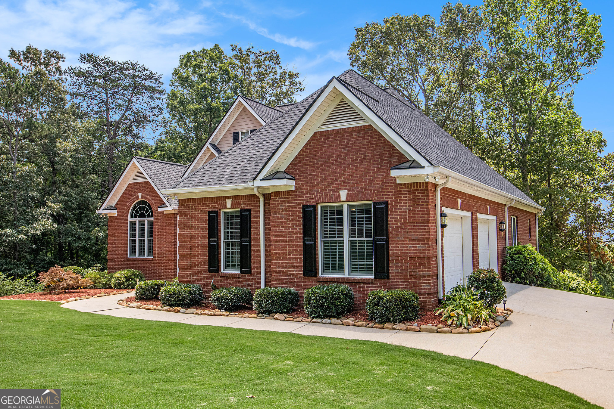 131 Winesap Way Clarkesville, GA 30523 - Photo 3 of 65 a front view of a house with a yard