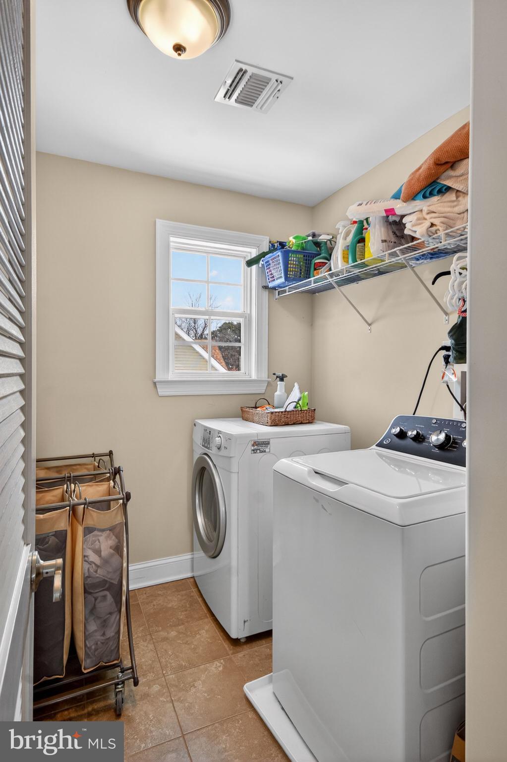 95 Savannah Road Manchester Township, NJ 08757 - Photo 28 of 37 a utility room with dryer and washer