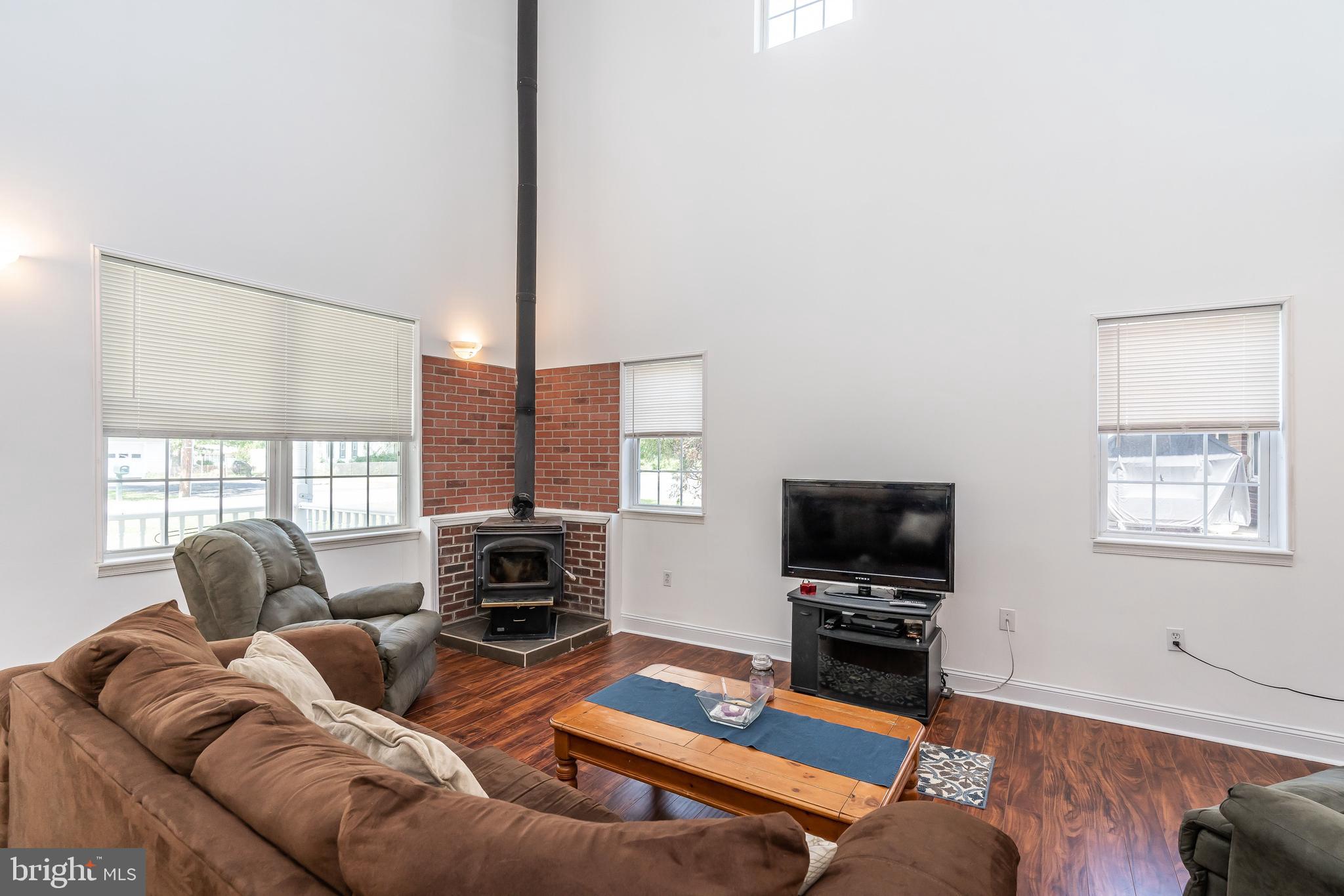 7705 East Battle Grove Road Baltimore, MD 21222 - Photo 14 of 87