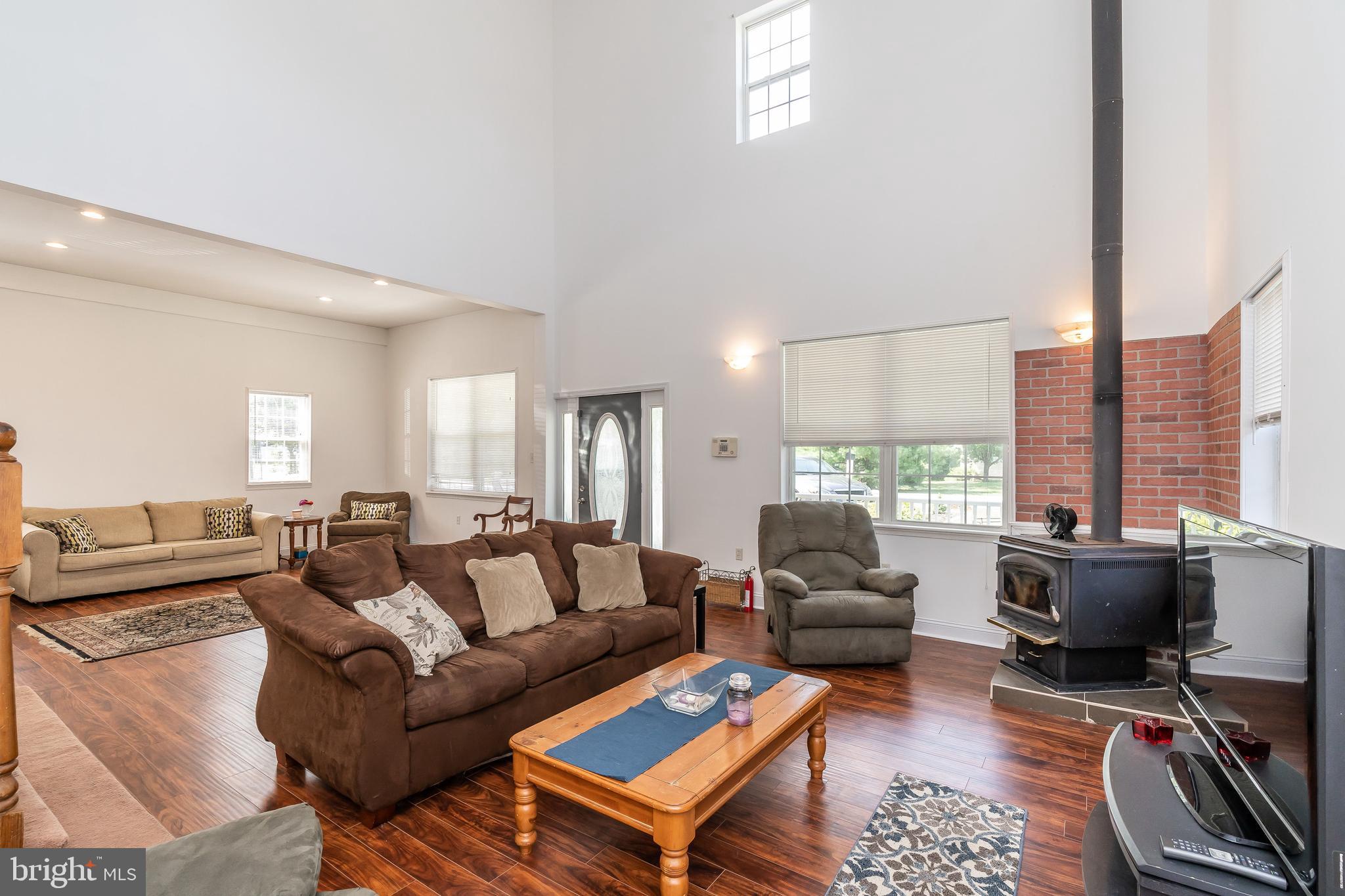 7705 East Battle Grove Road Baltimore, MD 21222 - Photo 15 of 87