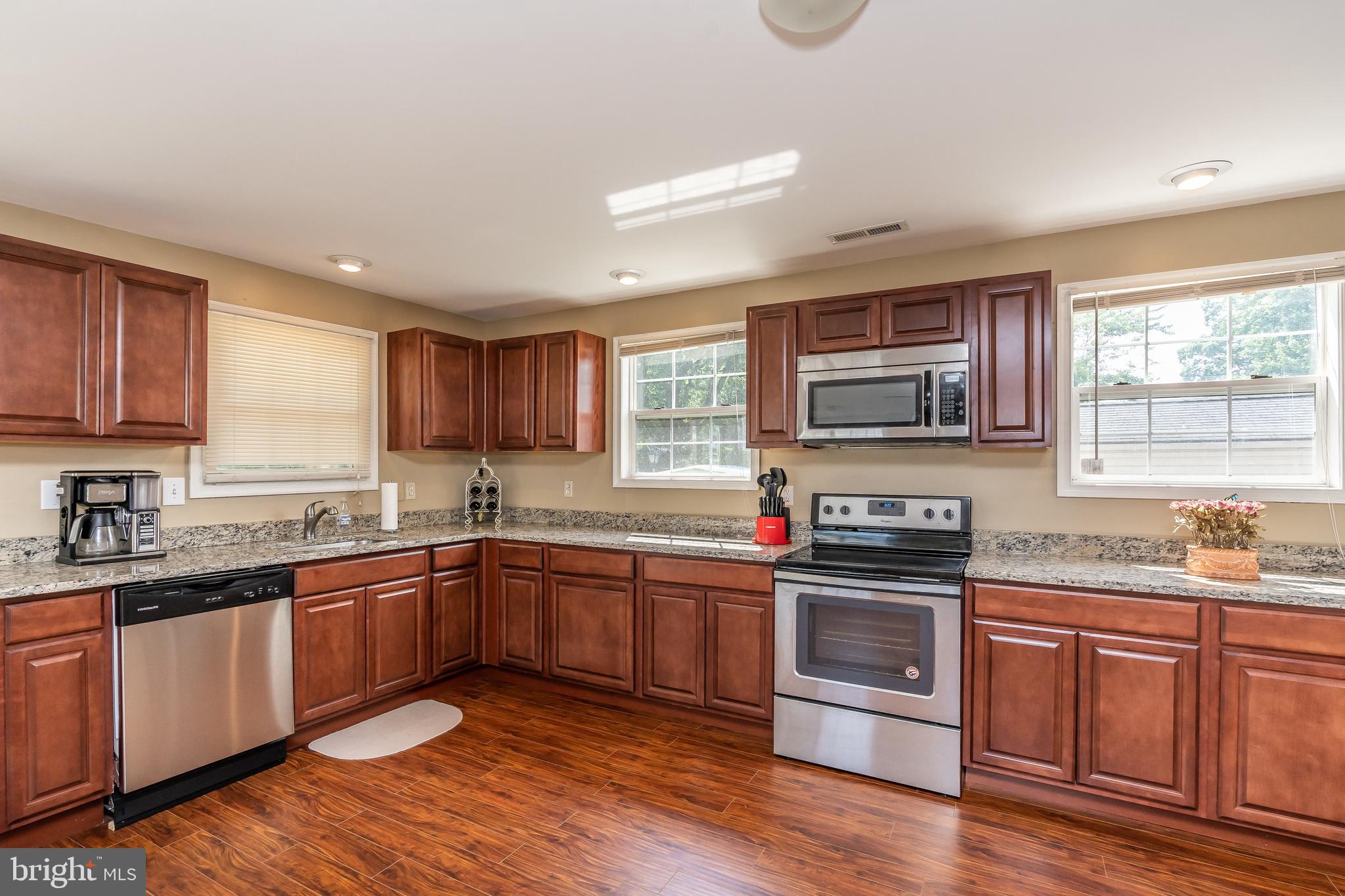 7705 East Battle Grove Road Baltimore, MD 21222 - Photo 32 of 87