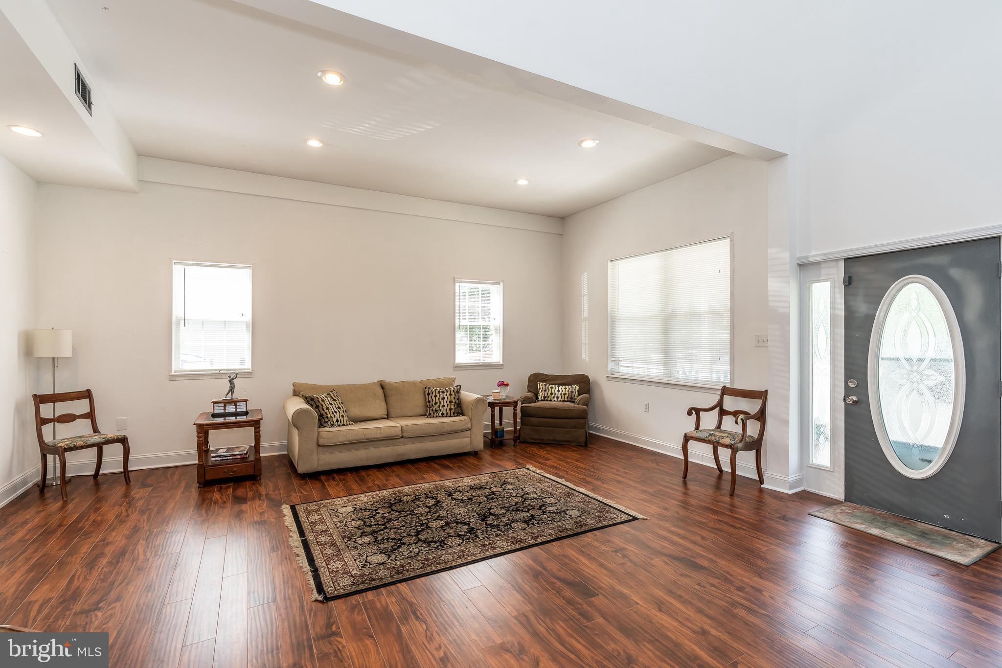 7705 East Battle Grove Road Baltimore, MD 21222 - Photo 7 of 87