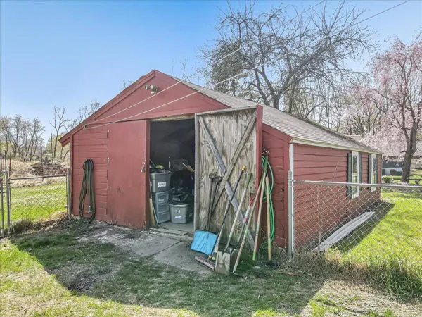 $299,100 | 813 Stokes Mill Road, Stroudsburg, PA 18360