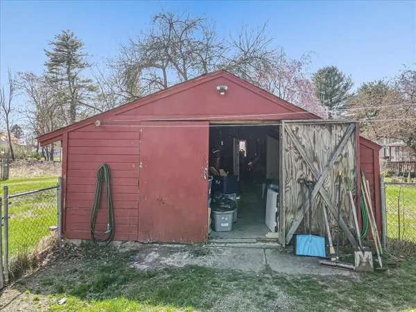 $299,100 | 813 Stokes Mill Road, Stroudsburg, PA 18360