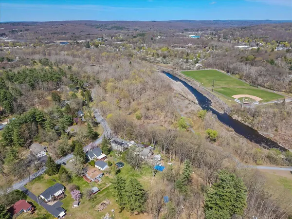 $299,100 | 813 Stokes Mill Road, Stroudsburg, PA 18360