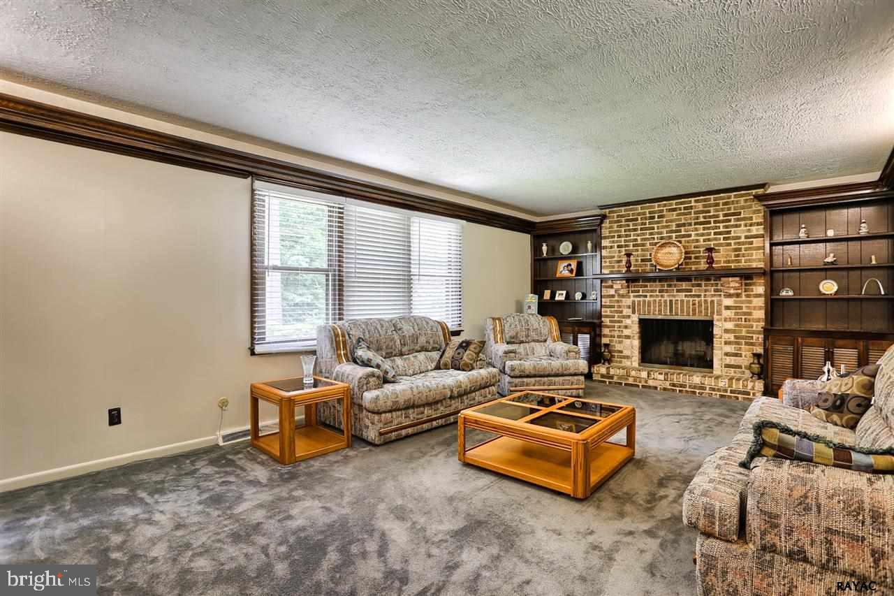750 Plymouth Road York, PA 17402 - Photo 12 of 36 Gallery Image 12