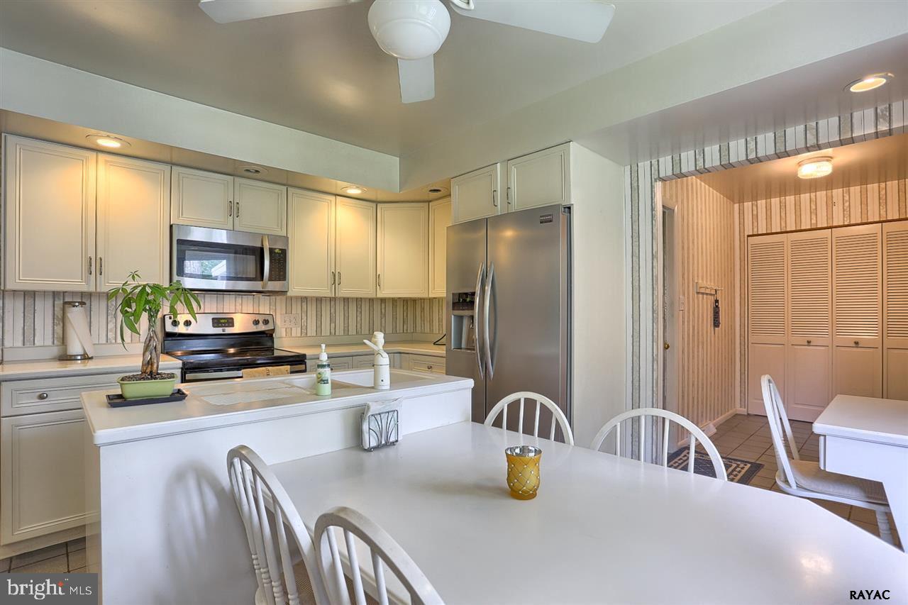 750 Plymouth Road York, PA 17402 - Photo 19 of 36 Gallery Image 19