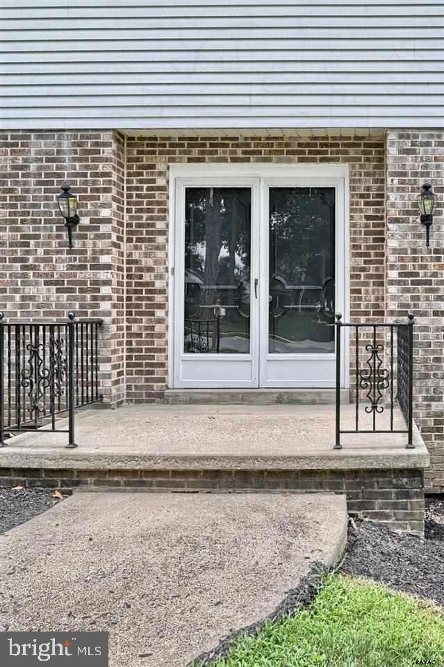 750 Plymouth Road York, PA 17402 - Photo 4 of 36 Gallery Image 4