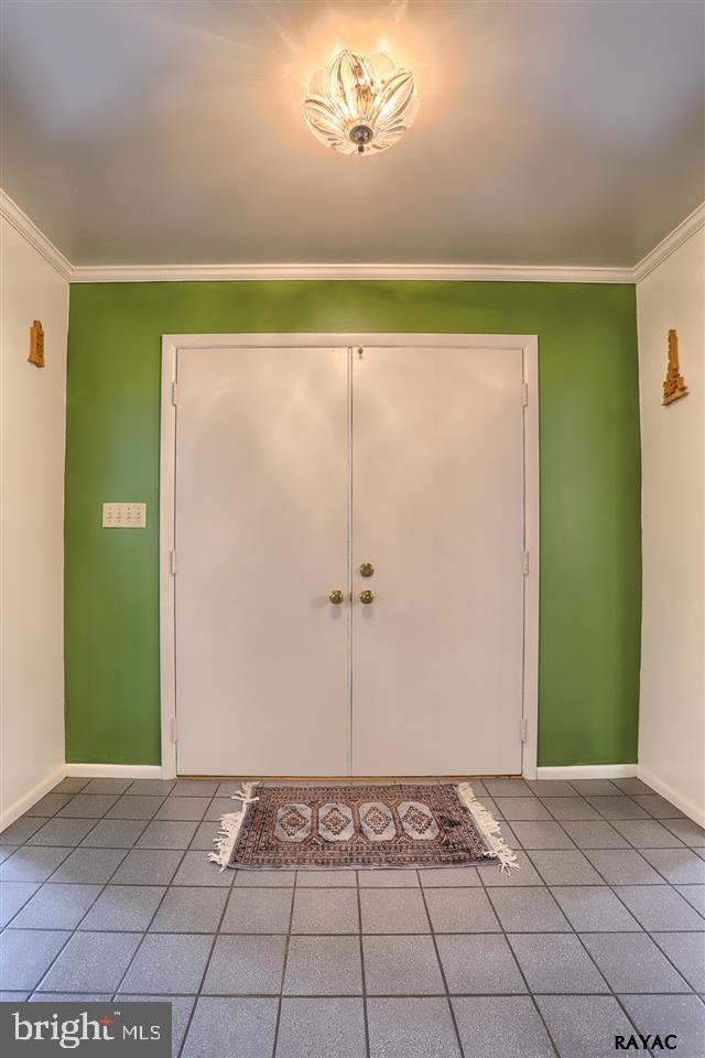 750 Plymouth Road York, PA 17402 - Photo 5 of 36 Gallery Image 5