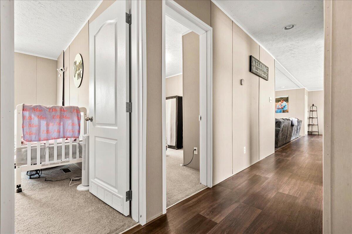 252 Old Union Church Road London, KY 40744 - Photo 22 of 37 22-Hallway