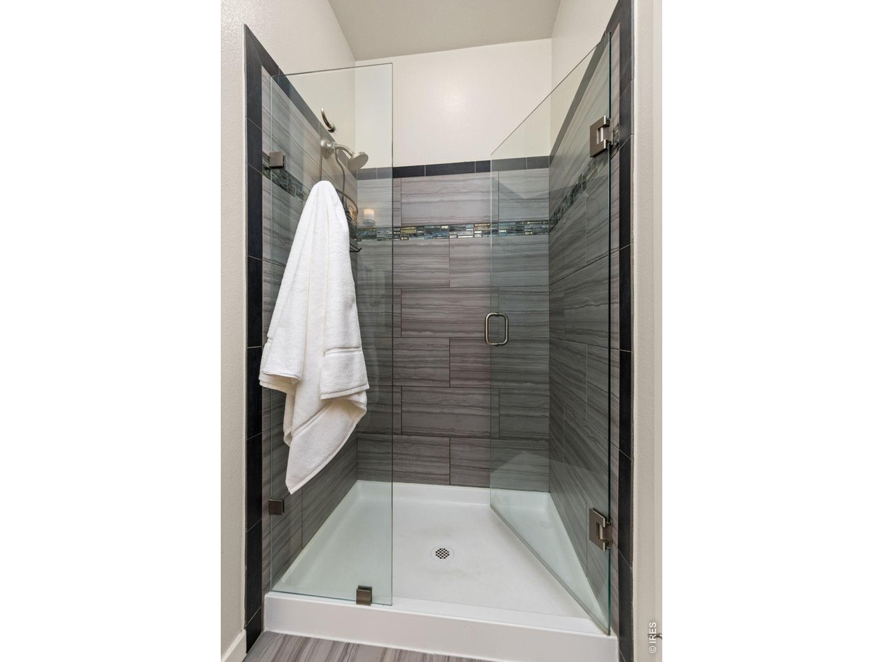4194 Longview Lane Boulder, CO 80301 - Photo 16 of 32 Updated primary shower