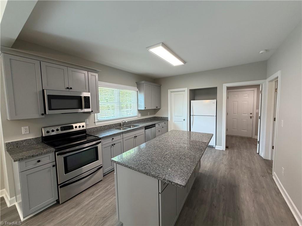 4995 Reidsville Road Walkertown, NC 27051 - Photo 7 of 18