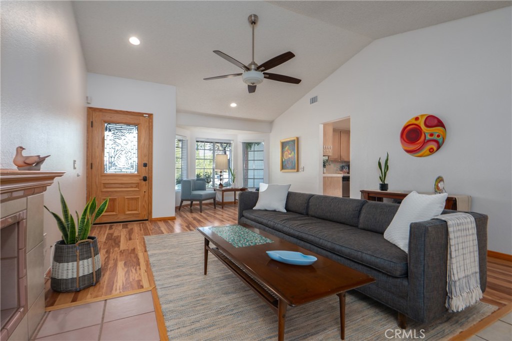 11357 Gramercy Place Riverside, CA 92505 - Photo 10 of 65