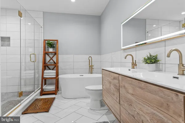 $1,695,000 | 1519 Wallace Street, Philadelphia, PA 19130