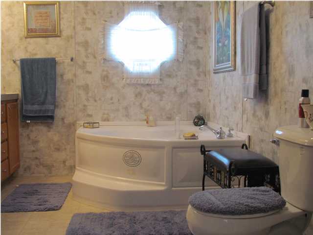 1055 Woodyard Road DeFuniak Springs, FL 32435 - Photo 10 of 19 Gallery Image 10